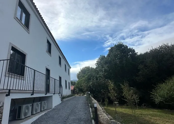 Апартаменты Quinta Do Codecal